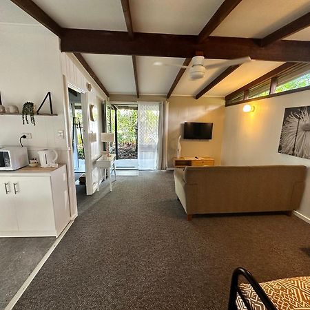 Colonial Village Resort Hervey Bay Eksteriør bilde